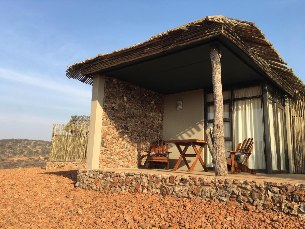 Okutala Etosha Lodge Outjo Exteriér fotografie