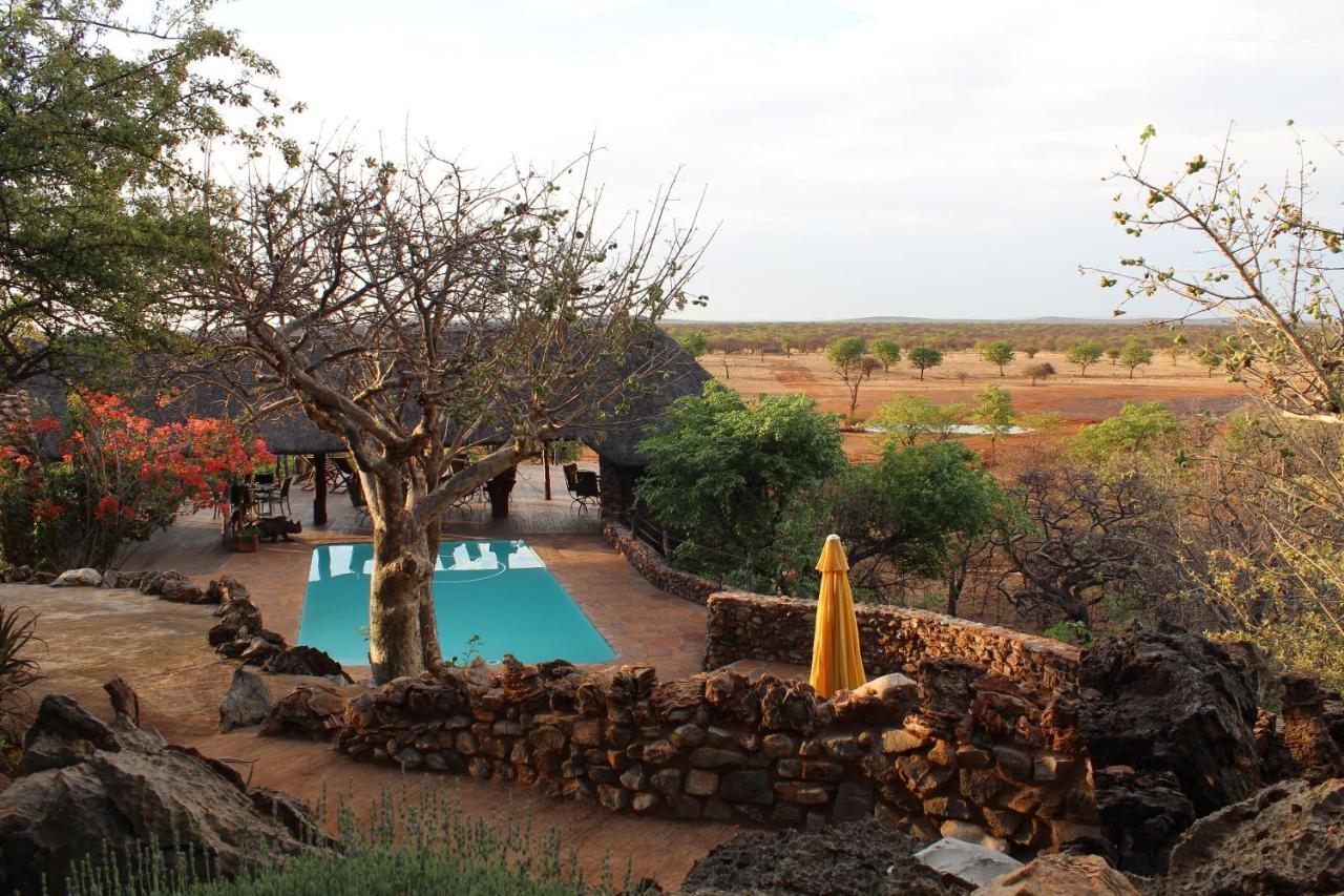 Okutala Etosha Lodge Outjo Exteriér fotografie